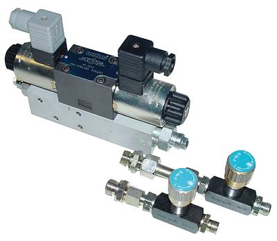 Directional control valve for mast lowering device thumbnail 1